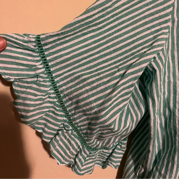 LC Lauren Conrad Plus Size Seersucker Flounce Blouse - Picture 11 of 11